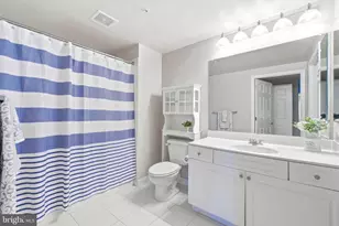 2726 Gallows Rd, Vienna, VA 22180 - Photo 15