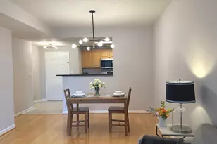 2726 Gallows Rd, Vienna, VA 22180 - Photo 3