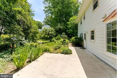 8202 Excalibur Court, Annandale, VA 22003 - Photo 15