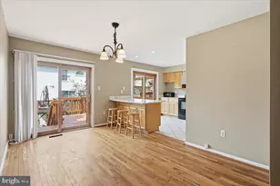 6168 Forest Creek Ct, Springfield, VA 22152 - Photo 7