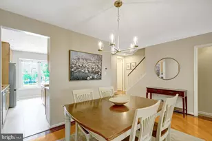 6149 Green Hollow Ct, Springfield, VA 22152 - Photo 5