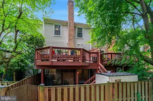 6149 Green Hollow Ct, Springfield, VA 22152 - Photo 23