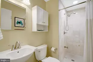 6149 Green Hollow Ct, Springfield, VA 22152 - Photo 23