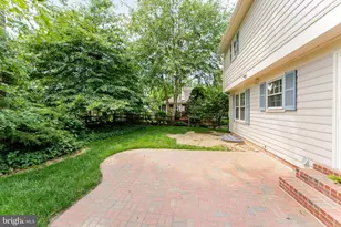 9109 Parliament Dr, Burke, VA 22015 - Photo 57