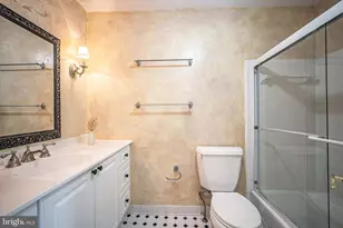 7330 Lewinsville Park Ct, McLean, VA 22101 - Photo 13
