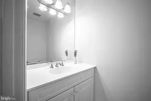 7330 Lewinsville Park Ct, McLean, VA 22101 - Photo 11