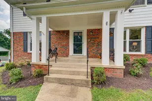 7521 Dolce Dr, Annandale, VA 22003 - Photo 3