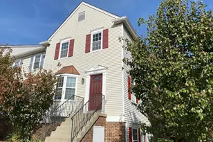 4115 Weeping Willow Ct, Chantilly, VA 20151 - Photo 1