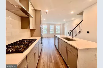10840 Cedar Avenue, Fairfax, VA 22030 - Photo 11