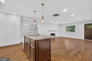 6101 Tonto Ct, Alexandria, VA 22312 - Photo 11
