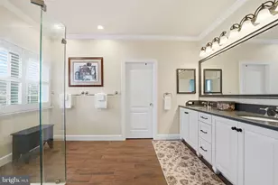 7805 Rose Garden Ln, Springfield, VA 22153 - Photo 55