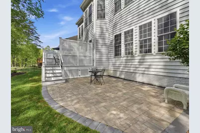7805 Rose Garden Lane, Springfield, VA 22153 - Photo 5