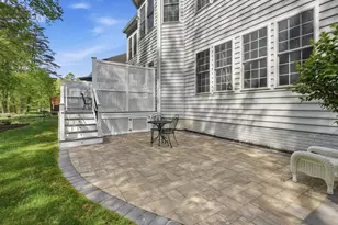 7805 Rose Garden Ln, Springfield, VA 22153 - Photo 5