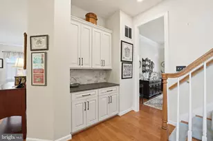 7805 Rose Garden Ln, Springfield, VA 22153 - Photo 17