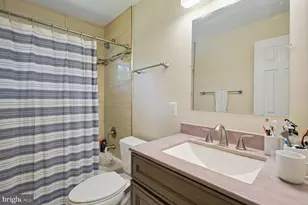 7011 Hector Rd, McLean, VA 22101 - Photo 13