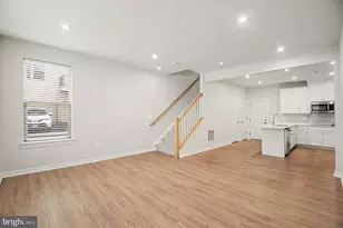 2430 Silver Line Aly, Herndon, VA 20171 - Photo 5