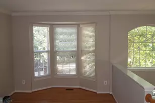11483 Carriage Ct, Fairfax, VA 22030 - Photo 5