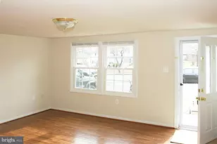 1260 Wilshire Dr, Herndon, VA 20170 - Photo 3