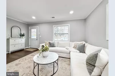 6621 Hallwood Avenue, Falls Church, VA 22046 - Photo 9