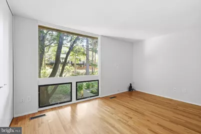 11510 Maple Ridge Road, Reston, VA 20190 - Photo 7