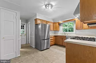 8705 Gateshead Rd, Alexandria, VA 22309 - Photo 11
