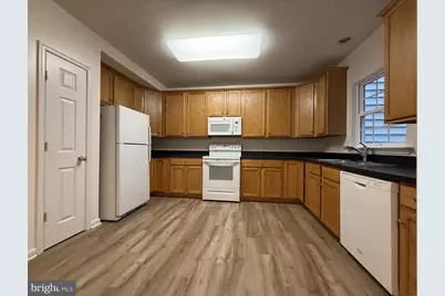 7602 Audubon Meadow Way, Alexandria, VA 22306 - Photo 5