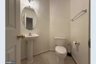 7602 Audubon Meadow Way, Alexandria, VA 22306 - Photo 7