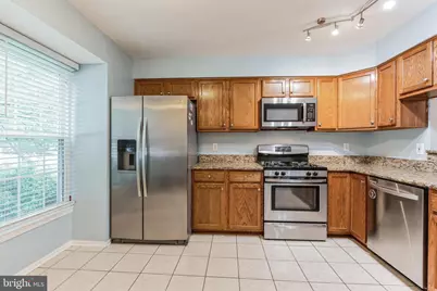 [Address not provided], Alexandria, VA 22315 - Photo 3