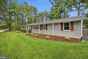 10818 Oldfield Dr, Reston, VA 20191 - Photo 5