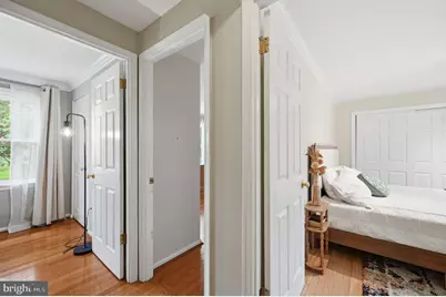 10818 Oldfield Drive, Reston, VA 20191 - Photo 31