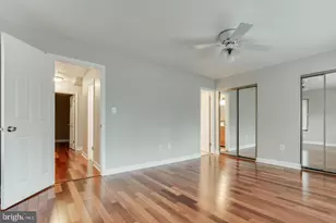 10301 Cherry View Ct, Oakton, VA 22124 - Photo 15