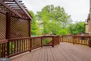 10301 Cherry View Ct, Oakton, VA 22124 - Photo 21