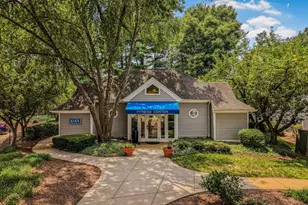 10300 Appalachian Cir, Oakton, VA 22124 - Photo 23