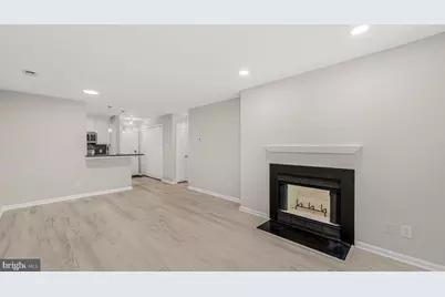 10300 Appalachian Circle #7-106, Oakton, VA 22124 - Photo 3