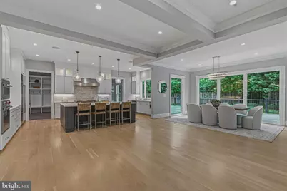 7820 Calpurnia Court, McLean, VA 22102 - Photo 15