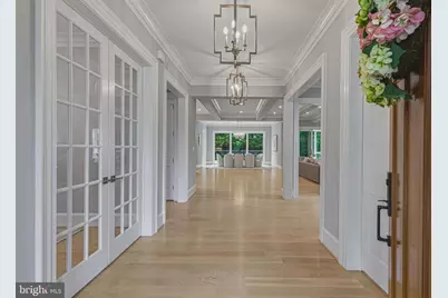 7820 Calpurnia Court, McLean, VA 22102 - Photo 13