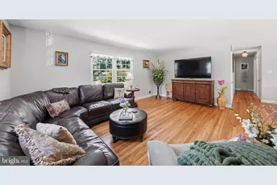 6106 Marilyn Drive, Alexandria, VA 22310 - Photo 9
