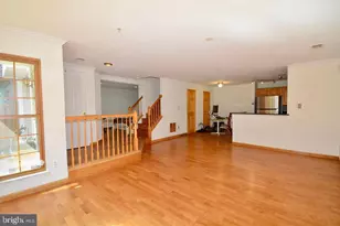 4323 Runabout Ln, Fairfax, VA 22030 - Photo 11