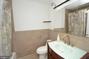 4323 Runabout Ln, Fairfax, VA 22030 - Photo 19