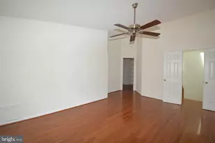 4323 Runabout Ln, Fairfax, VA 22030 - Photo 15