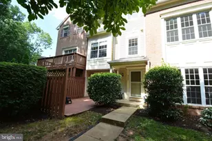 4323 Runabout Ln, Fairfax, VA 22030 - Photo 29