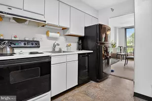 1808 Old Meadow Rd, McLean, VA 22102 - Photo 11