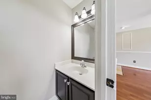 6520 Palisades Dr, Centreville, VA 20121 - Photo 29
