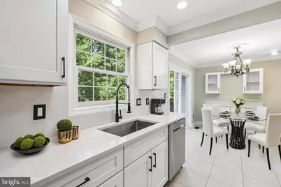 6520 Palisades Drive, Centreville, VA 20121 - Photo 5