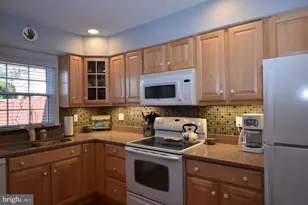 8244 Carrleigh Pkwy, Springfield, VA 22152 - Photo 11