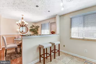 5579 Glasgow Woods Ct, Fairfax, VA 22032 - Photo 7