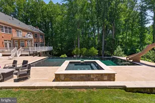 10507 Oakton Ridge Ct, Oakton, VA 22124 - Photo 3