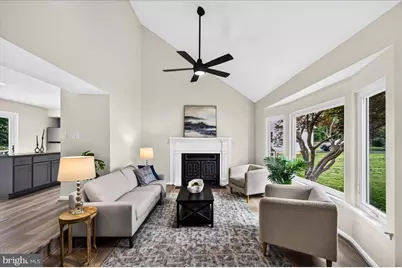 11057 Bishopsgate Court, Reston, VA 20194 - Photo 9