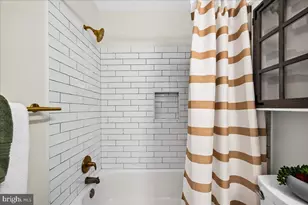 11057 Bishopsgate Ct, Reston, VA 20194 - Photo 35