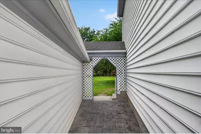 11057 Bishopsgate Court, Reston, VA 20194 - Photo 5